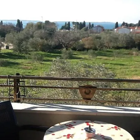 Πανσιόν Lighthouse