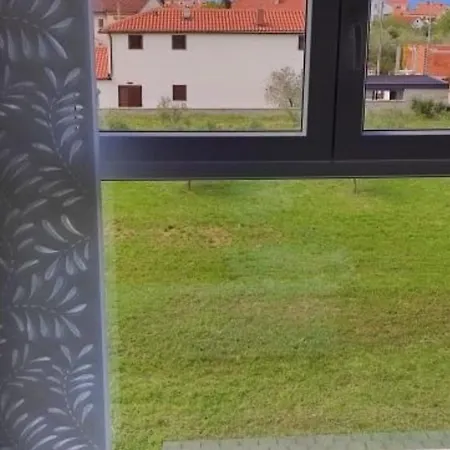 Πανσιόν Lighthouse 3*
