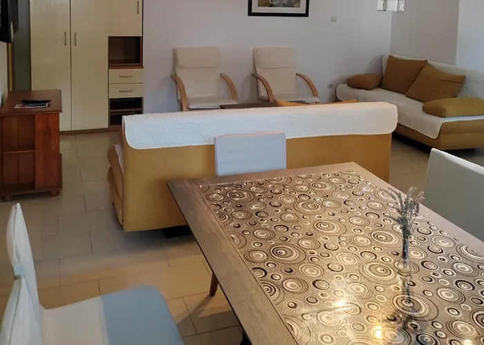 Lighthouse 게스트하우스