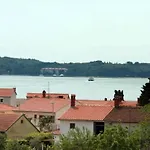 Lighthouse Konukevi