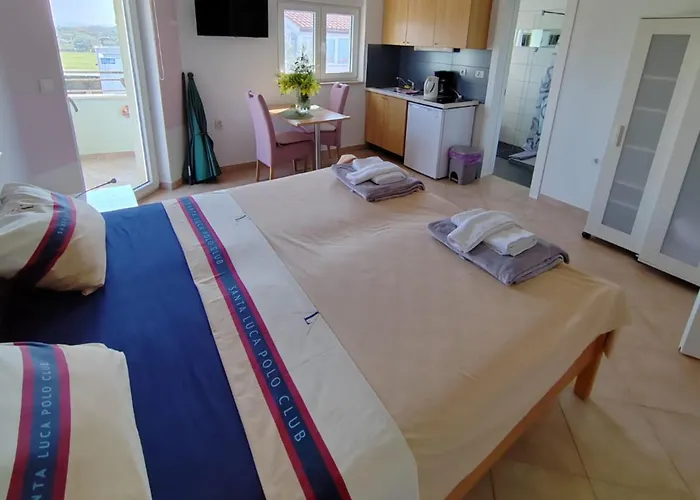 Lighthouse 3* Fazana